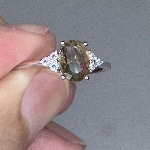 Elegant Silver and Gold Oval Ring